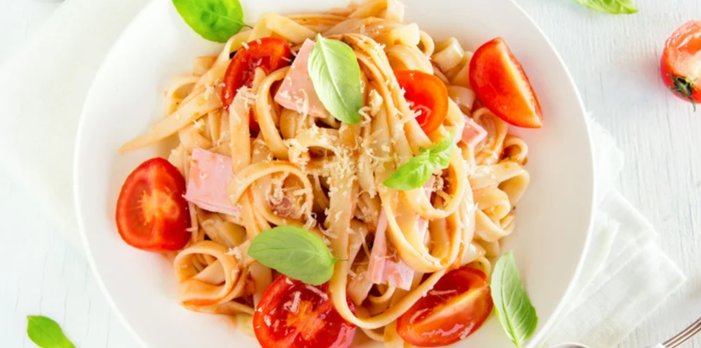Semi-Home Cooked Ham, Tomato, & Basil Pasta